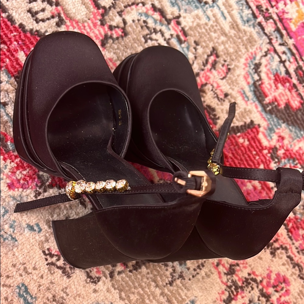 Black Platform Heels for Women size 7